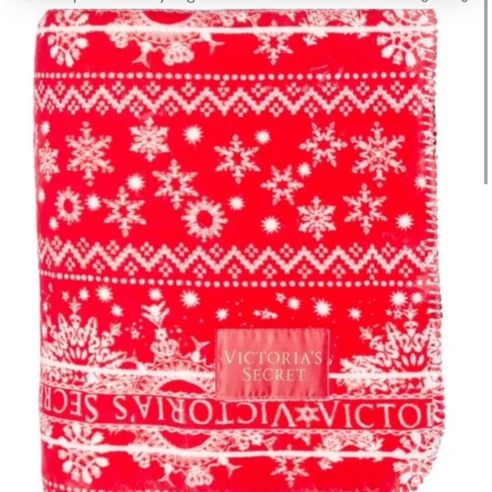 VICTORIA SECRETS‎ PLUSH FLEECE BLANKET NEW WITH TAGS